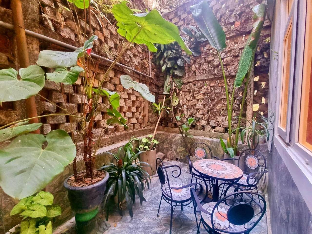 Tulip Hotel 3 Da Lat Buitenkant foto